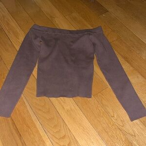 brown shirt